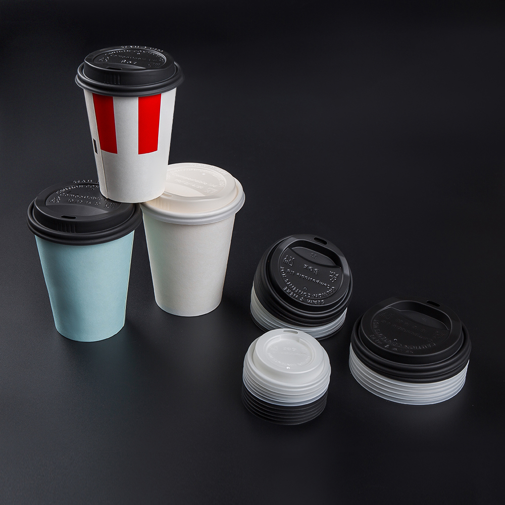 What are the benefits of using PLA compostable clear lids?